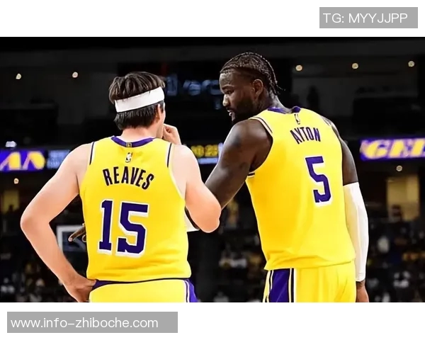 阿夫迪亚霍勒迪周末活动频繁杨瀚森却在坚持加班训练